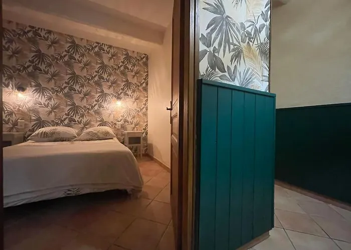 La Traverse - Au Pied De La Cite Medievale - Clim Et Terrasse