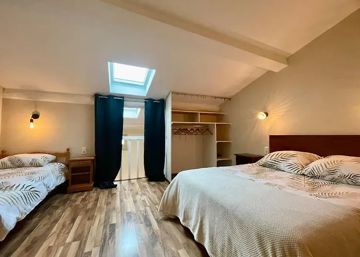 La Traverse - Au Pied De La Cite Medievale - Clim Et Terrasse Carcassonne