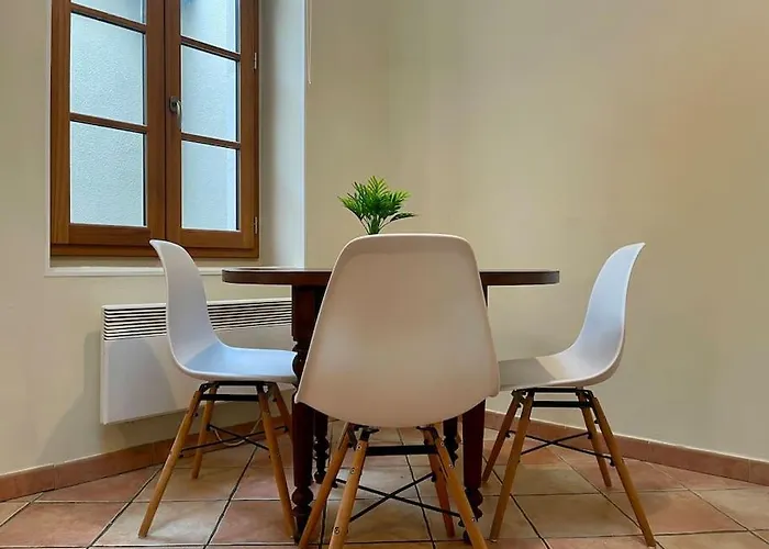 La Traverse - Au Pied De La Cite Medievale - Clim Et Terrasse * Carcassonne