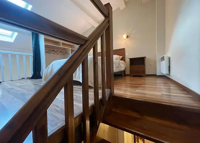 La Traverse - Au Pied De La Cite Medievale - Clim Et Terrasse *